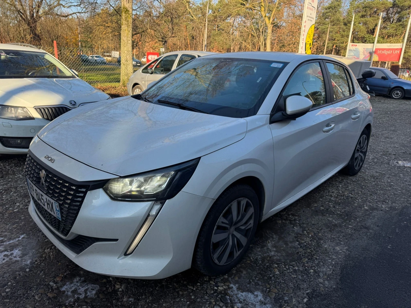 Peugeot 208 1.5 HDi - изображение 4