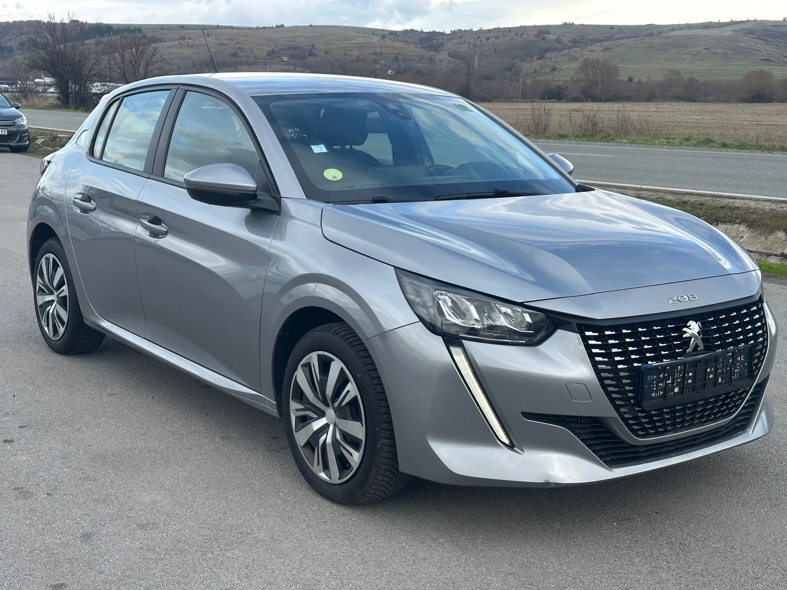 Peugeot 208 1.5 hdi - изображение 2