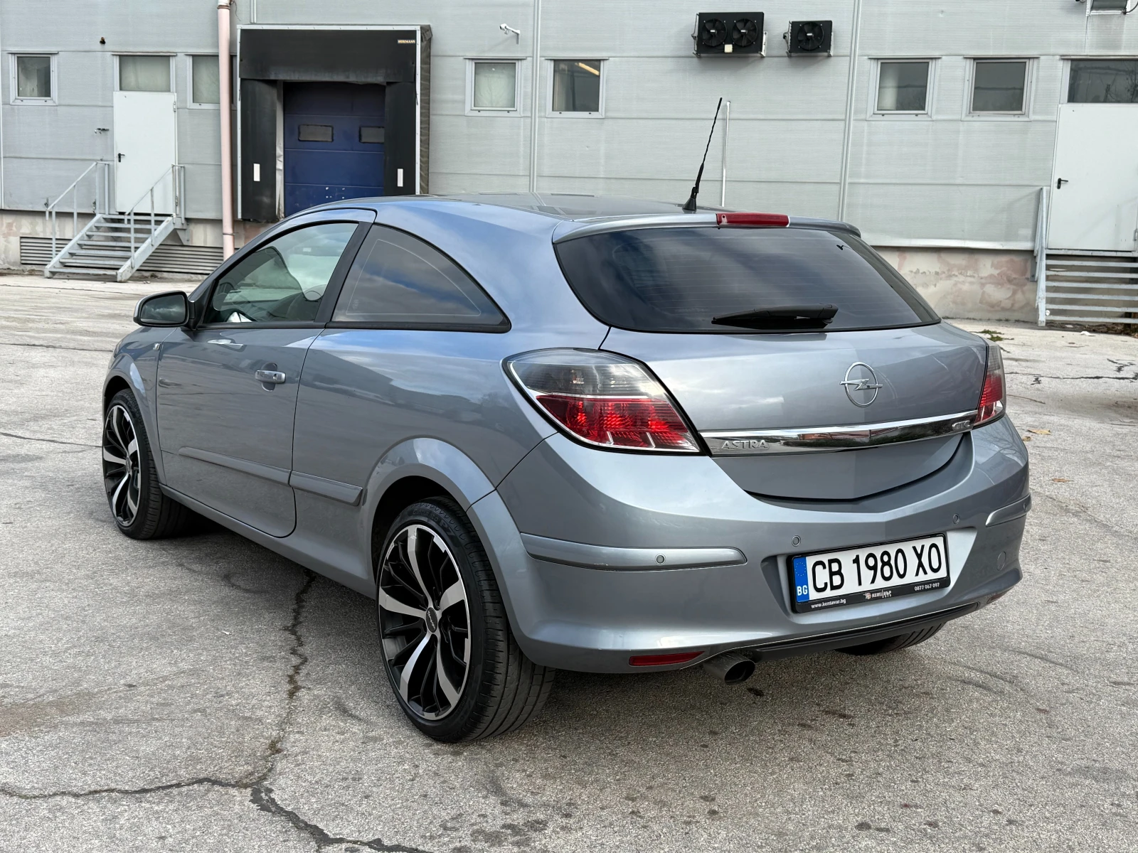 Opel Astra GTC 1.8i  - изображение 3