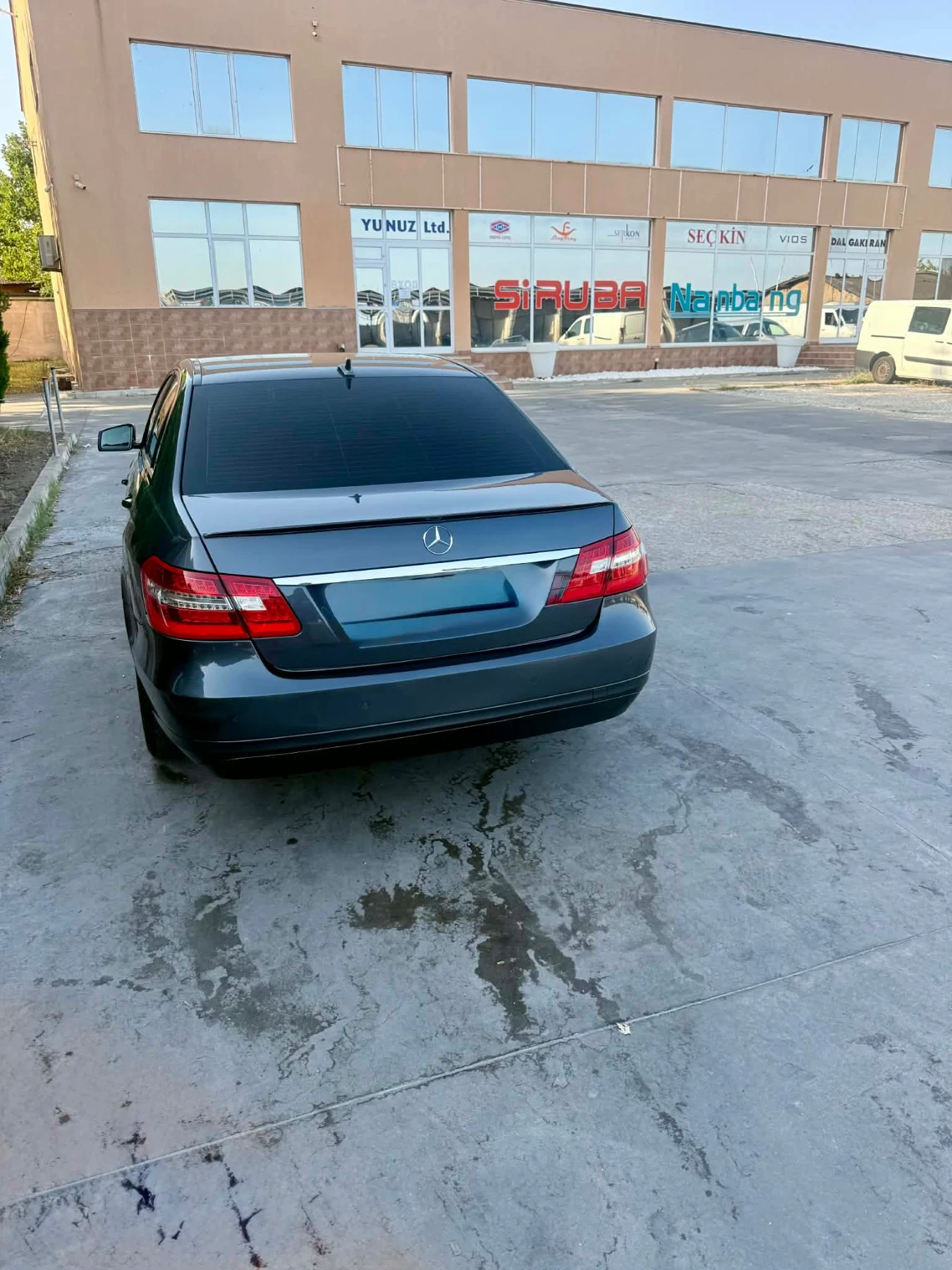 Mercedes-Benz E 220 220CDI - изображение 5