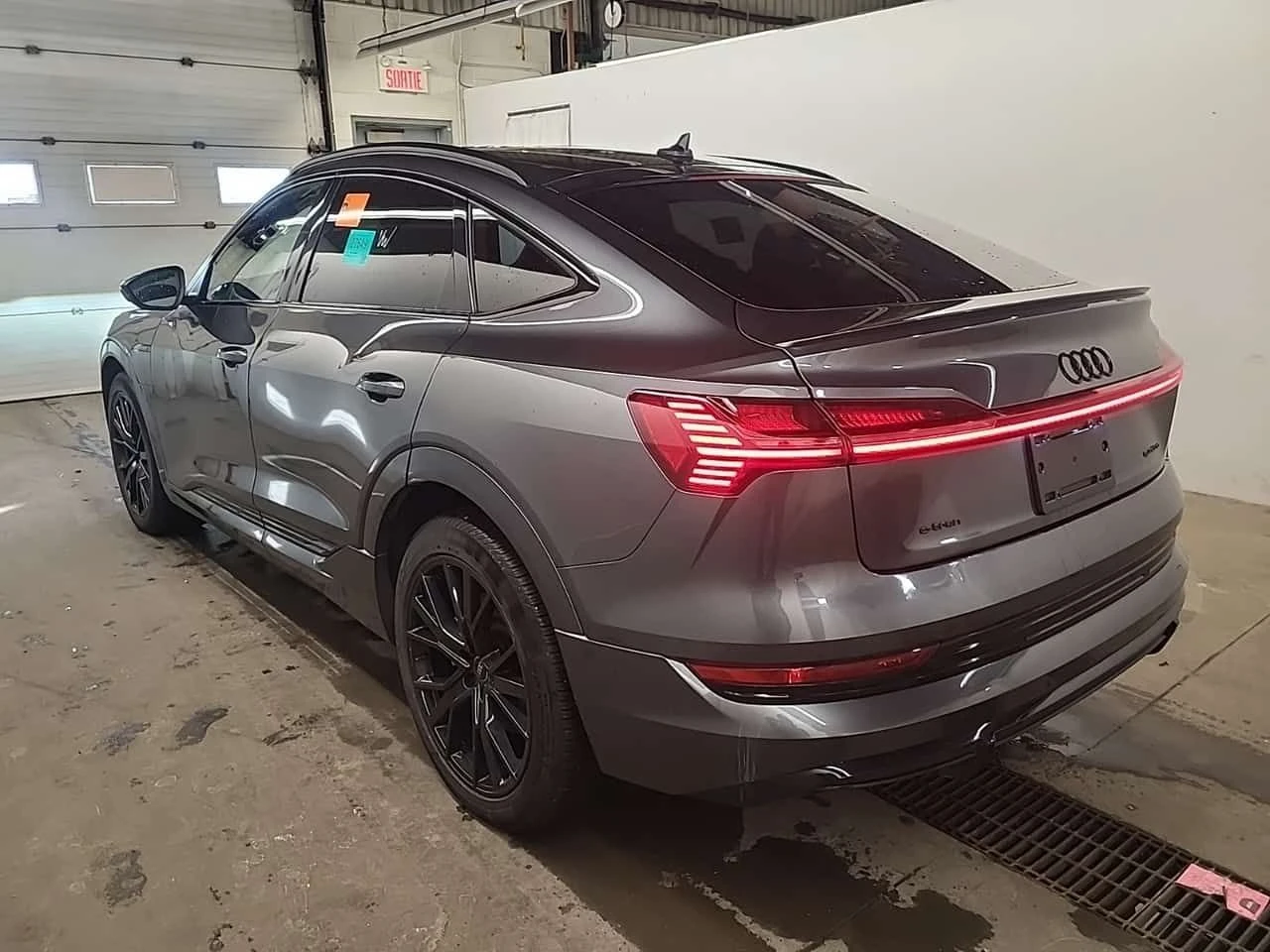 Audi E-Tron SPORTBACK TECHNIK  CARFAX | Mobile.bg � ����������� 4