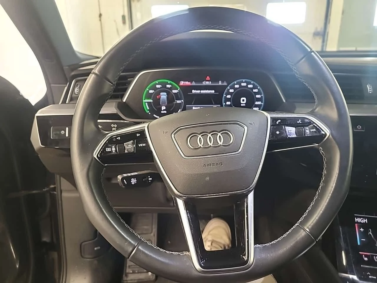 Audi E-Tron SPORTBACK TECHNIK  CARFAX | Mobile.bg � ����������� 12