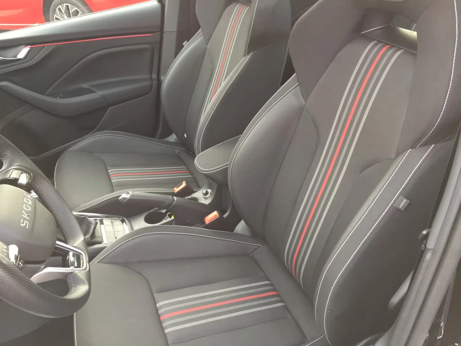 Skoda Scala 1.0TFSI/116HP/MONTECARLO/PANO/CAM/MATRIX/NAVI/129z, снимка 11 - Автомобили и джипове - 53780877