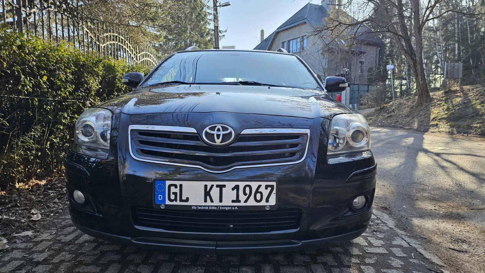 Toyota Avensis 1.8 - изображение 3