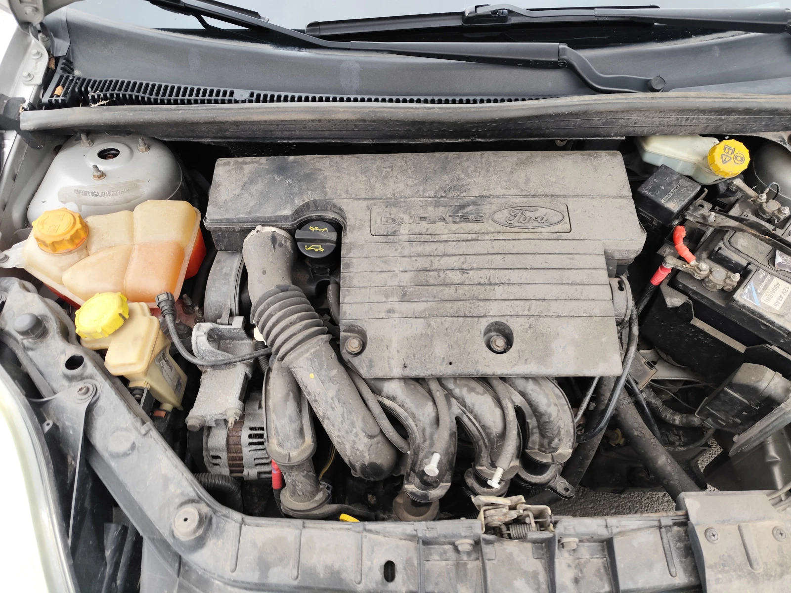 Ford Fiesta 1.2i* KLIMA* , снимка 12 - Автомобили и джипове - 53947252