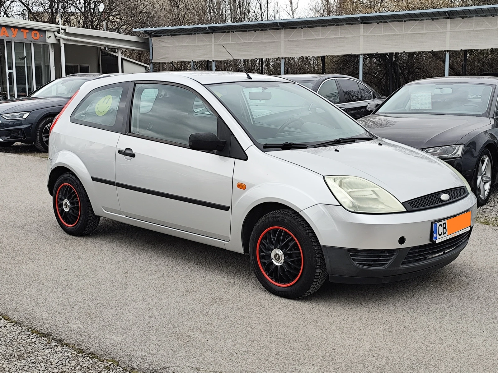 Ford Fiesta 1.2i* KLIMA* , снимка 3 - Автомобили и джипове - 53947252