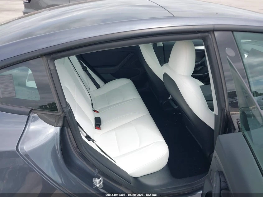 Tesla Model 3 Rear-Wheel Drive, снимка 8 - Автомобили и джипове - 54464174
