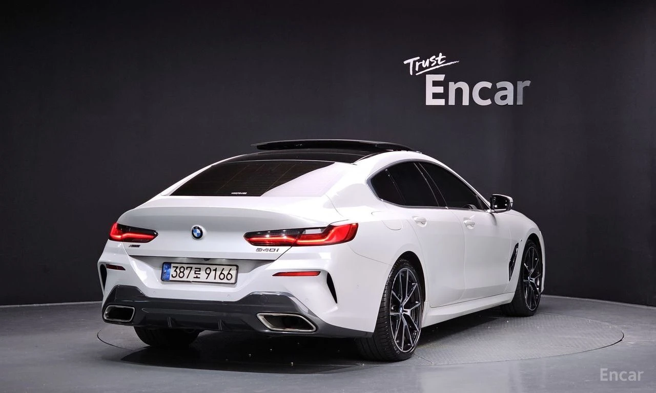 BMW 840 i M-Sport xDrive* BOWERS & WILKINS* 360* HEAD-UP* , снимка 2 - Автомобили и джипове - 54555280