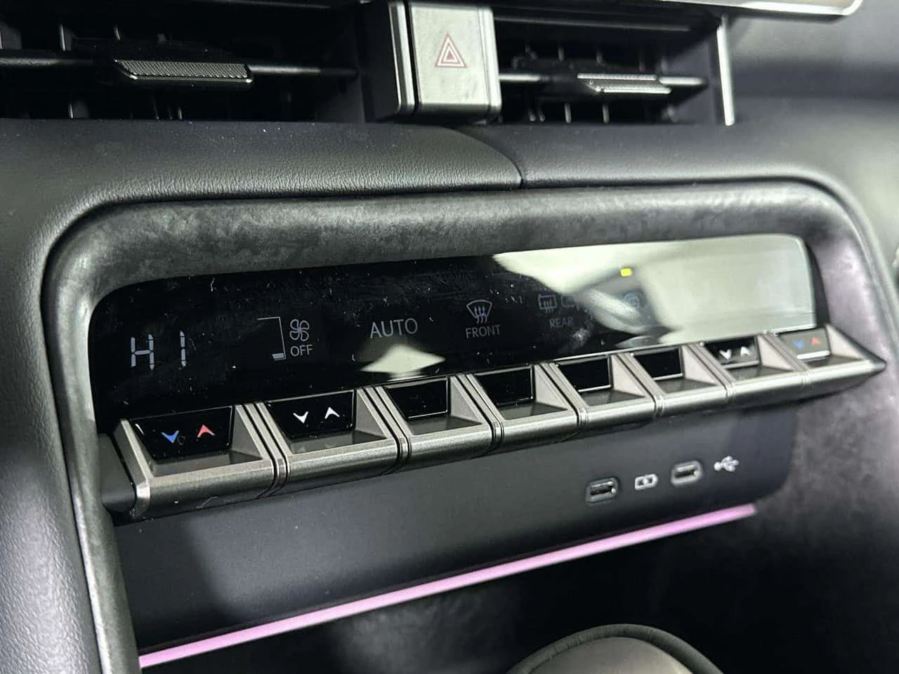 Lexus IS * CARFAX * ЦЕНА ДО БГ, снимка 9 - Автомобили и джипове - 54785382