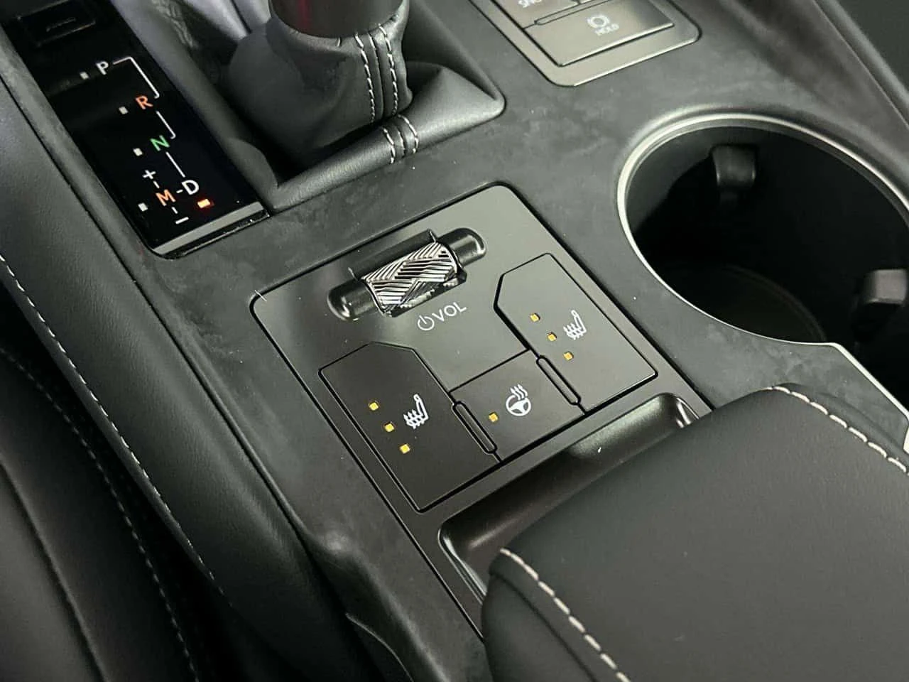 Lexus IS * CARFAX * ЦЕНА ДО БГ, снимка 15 - Автомобили и джипове - 54785382