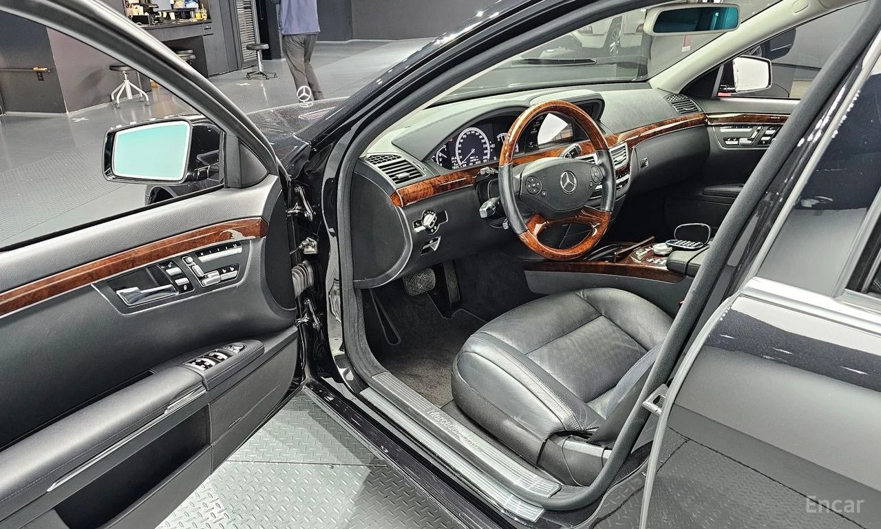 Mercedes-Benz S 500 L* 5.5* V8* 4MATIC* HARMON* KARDON* ОБДУХВАНЕ* МАС, снимка 6 - Автомобили и джипове - 54802851