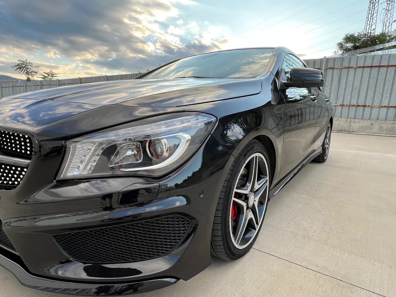 Mercedes-Benz CLA 220, снимка 8 - Автомобили и джипове - 55080599