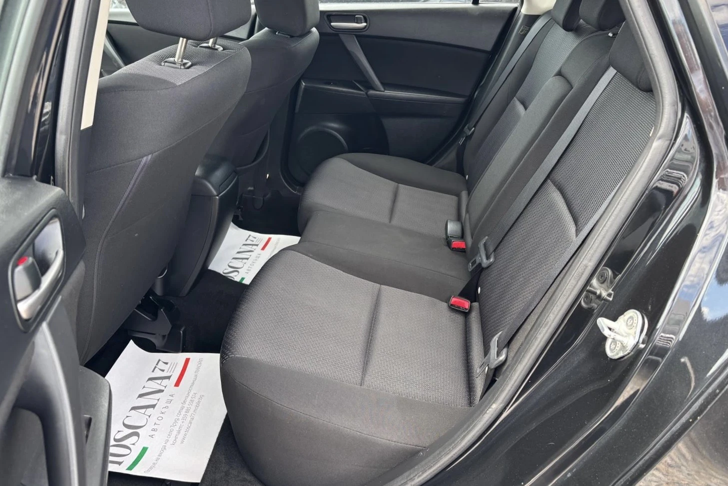 Mazda 3 1.6i, снимка 10 - Автомобили и джипове - 55264661