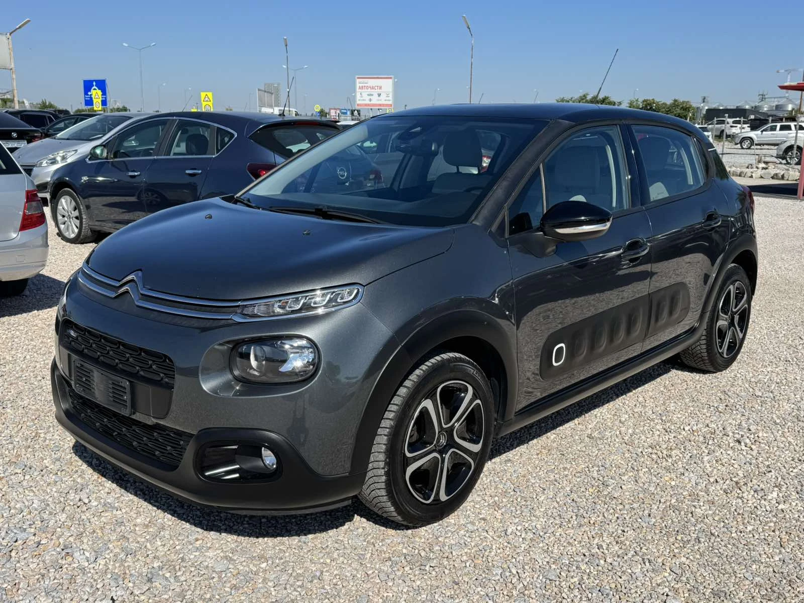 Citroen C3 1.2Pure Tech Shine
