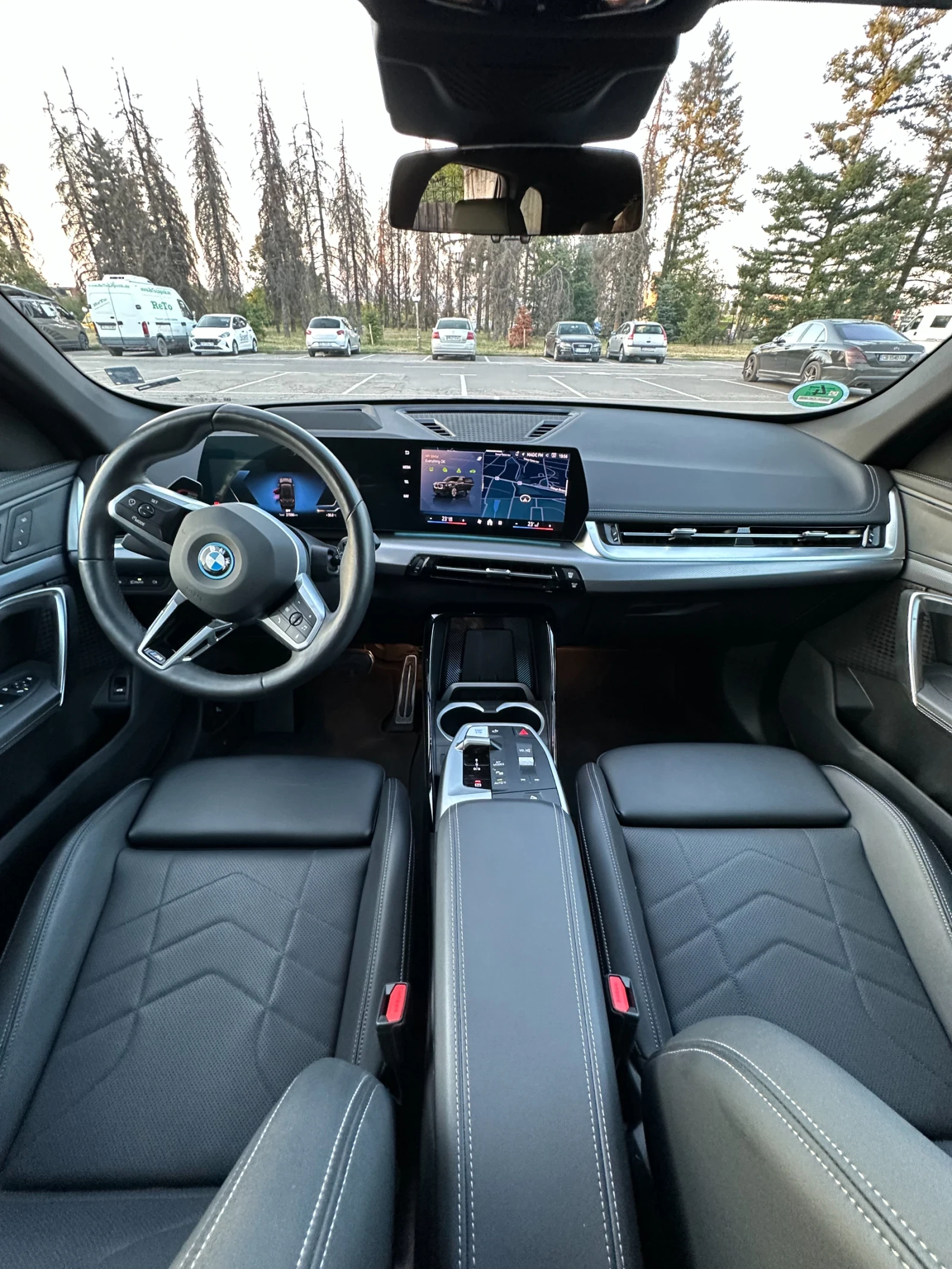 BMW iX1 30 X Drive M Sport, снимка 8 - Автомобили и джипове - 55747828