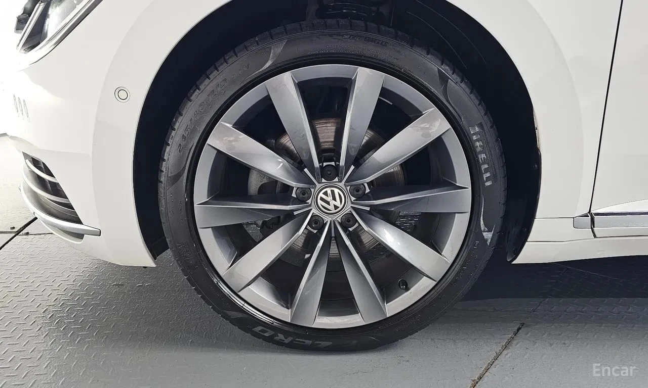 VW Arteon  R LIINE 4Motion / СЕРТИФИКАТ ЗА ОТЛИЧНО КАЧЕСТВО , снимка 5 - Автомобили и джипове - 55924762