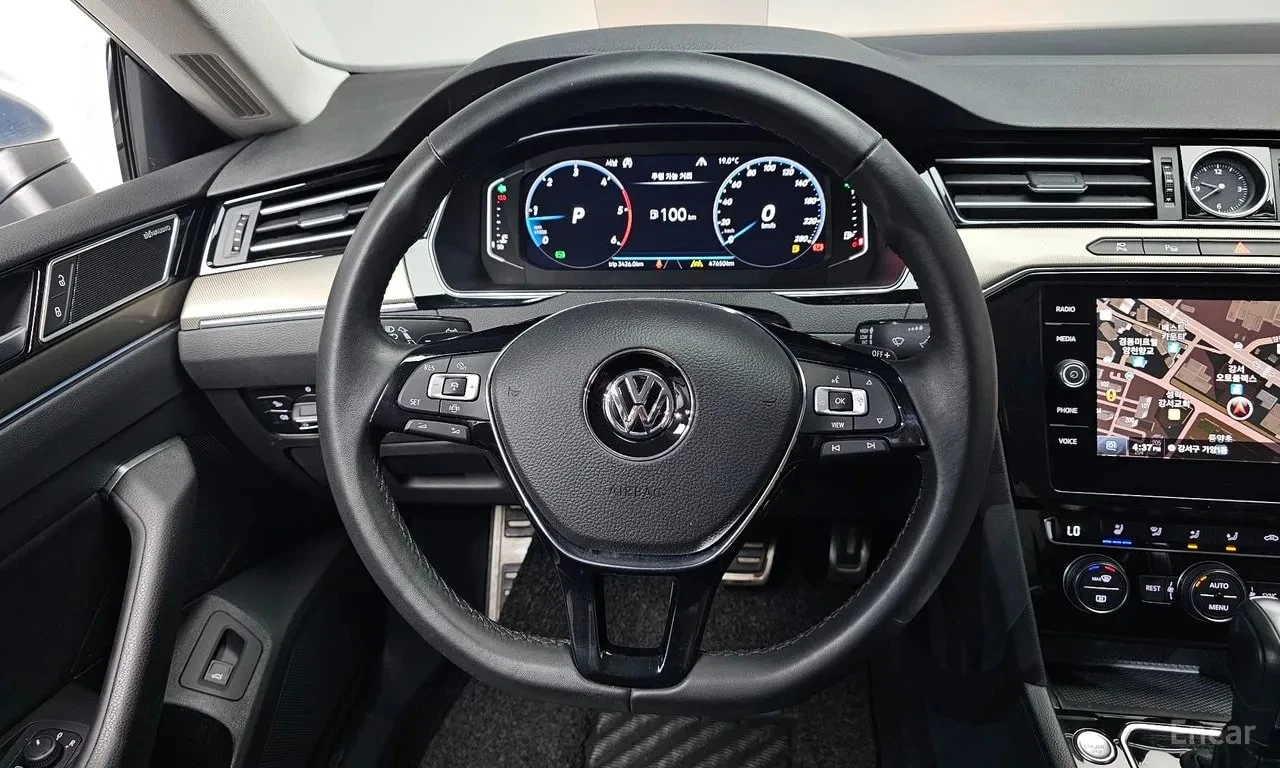 VW Arteon  R LIINE 4Motion / СЕРТИФИКАТ ЗА ОТЛИЧНО КАЧЕСТВО , снимка 12 - Автомобили и джипове - 55924762