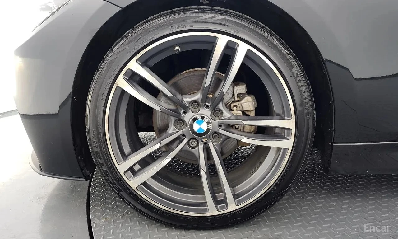 BMW 320 * 320d M Performаnce Edition* АВТОКРЕДИТ* , снимка 5 - Автомобили и джипове - 56072825