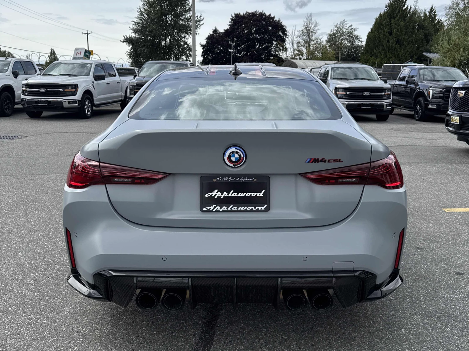 BMW M4 CSL / Aвтокредит, снимка 4 - Автомобили и джипове - 56202007