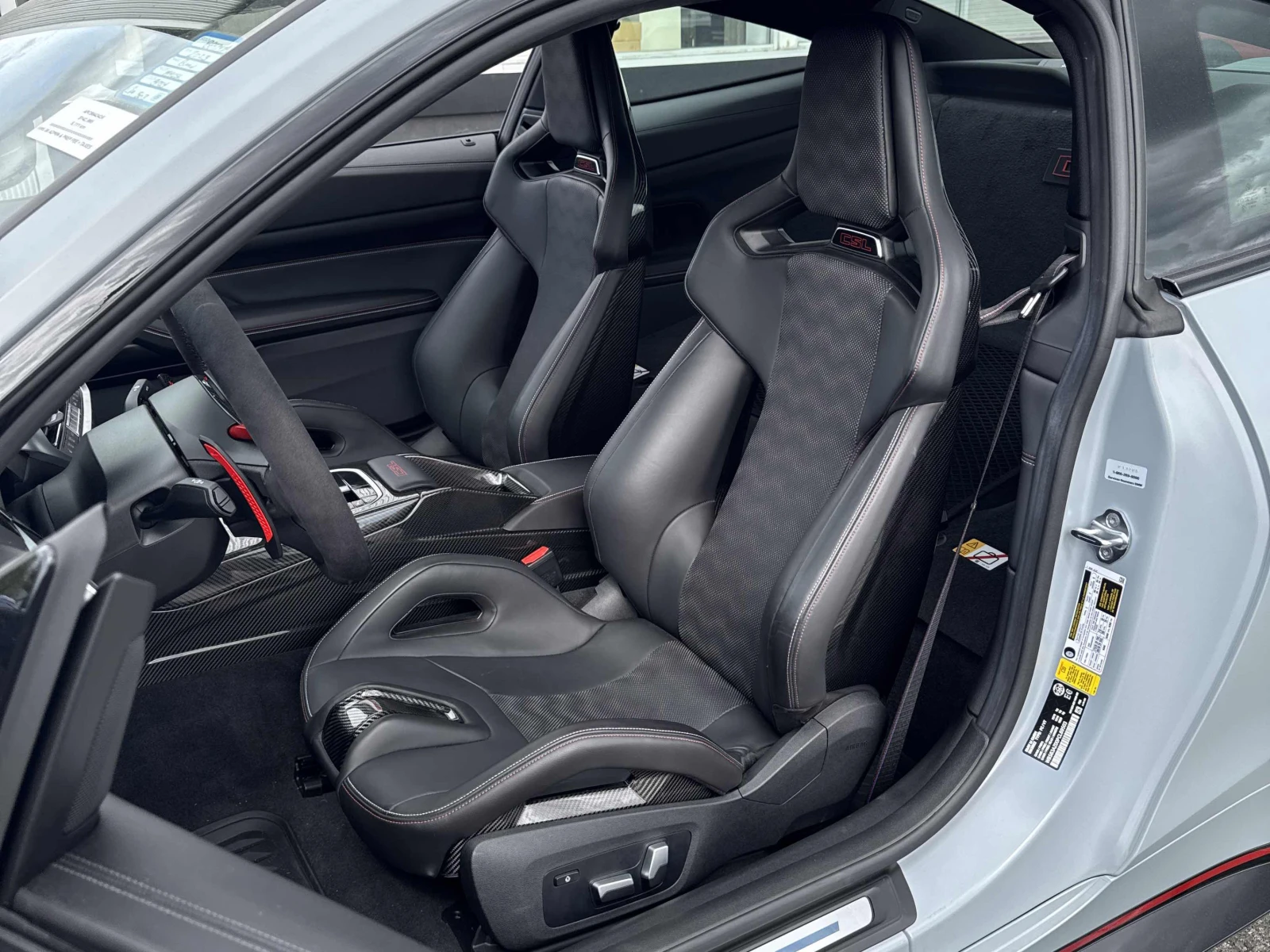 BMW M4 CSL / Aвтокредит, снимка 11 - Автомобили и джипове - 56202007