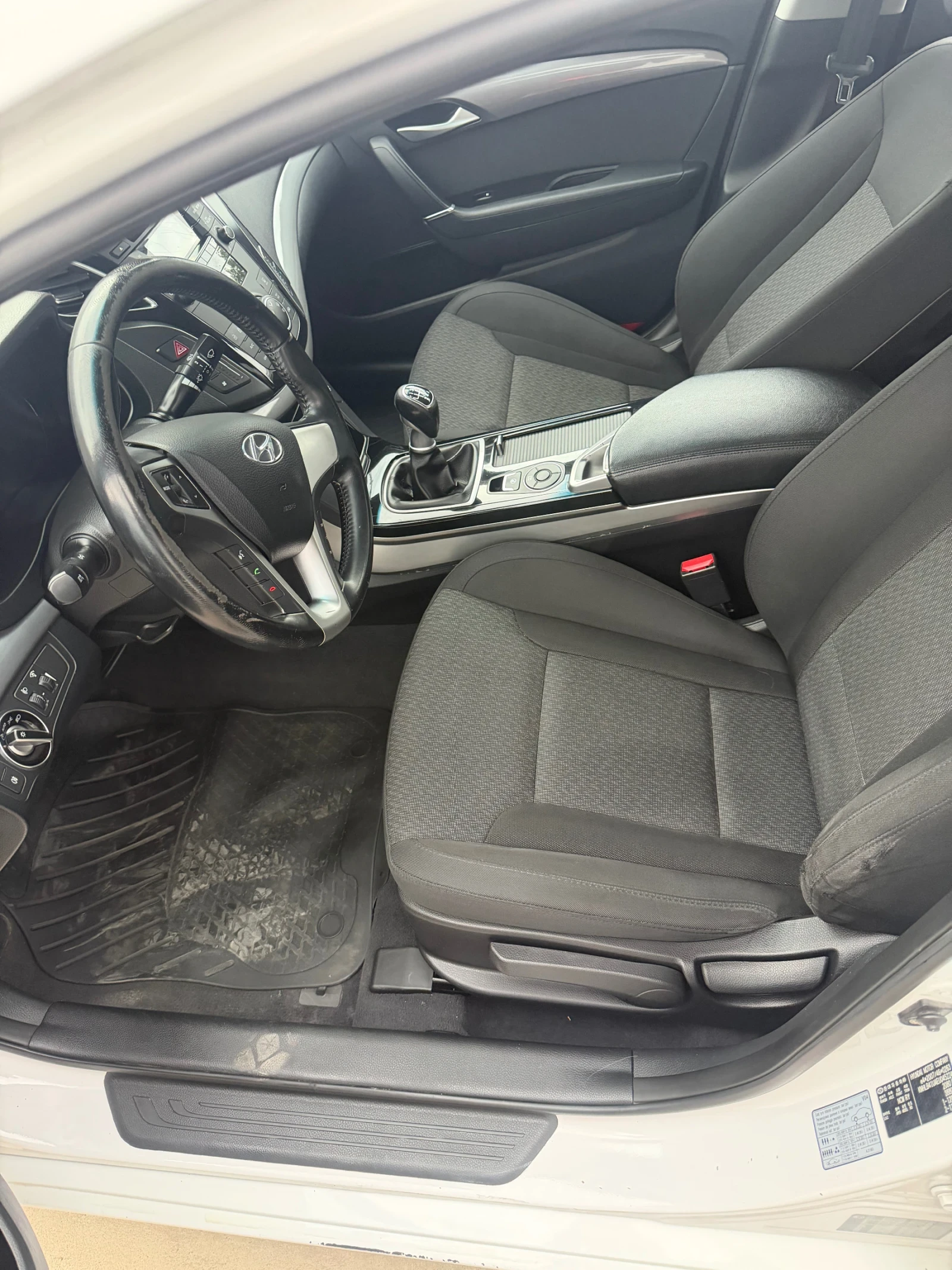 Hyundai I40 1.7CRDI, снимка 15 - Автомобили и джипове - 56241720