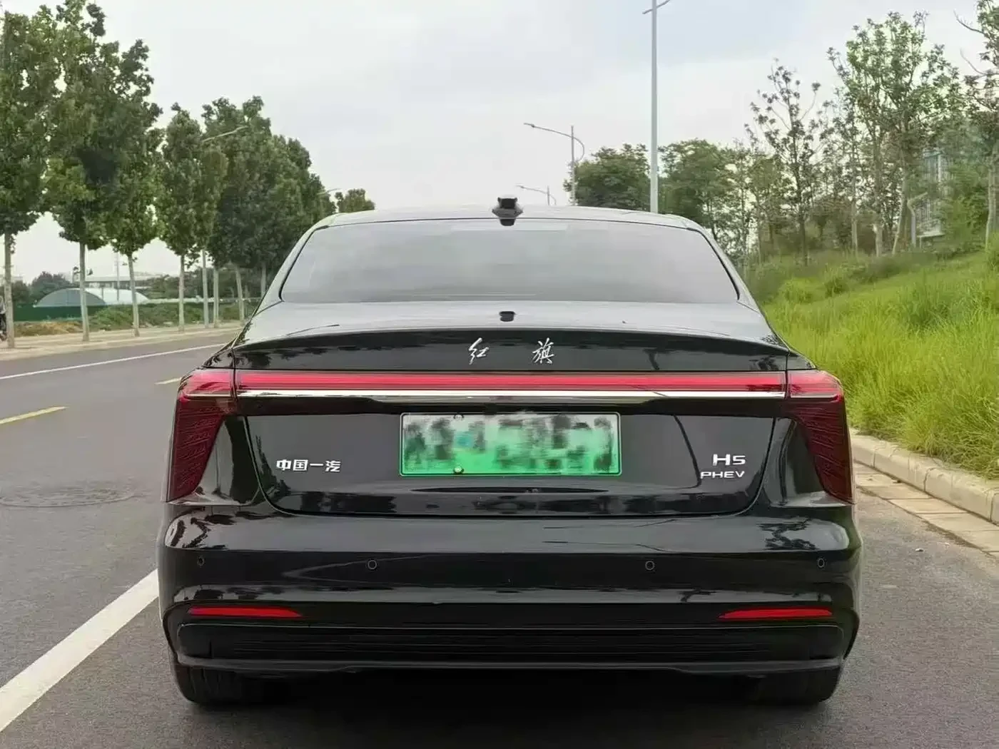 HongQi H5 PHEV 2025 130 Super Hybrid Edition | 360 ������ |  | Mobile.bg � ����������� 8
