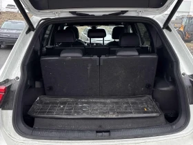VW Tiguan AWD R-LINE* ПОДГРЕВ* ПАНО* М.ТОЧКА* КАМЕРА* CARPLA, снимка 11