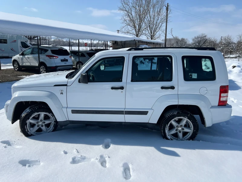 Jeep Cherokee 2.8CRD-4x4-133 000km!, снимка 7 - Автомобили и джипове - 49316135