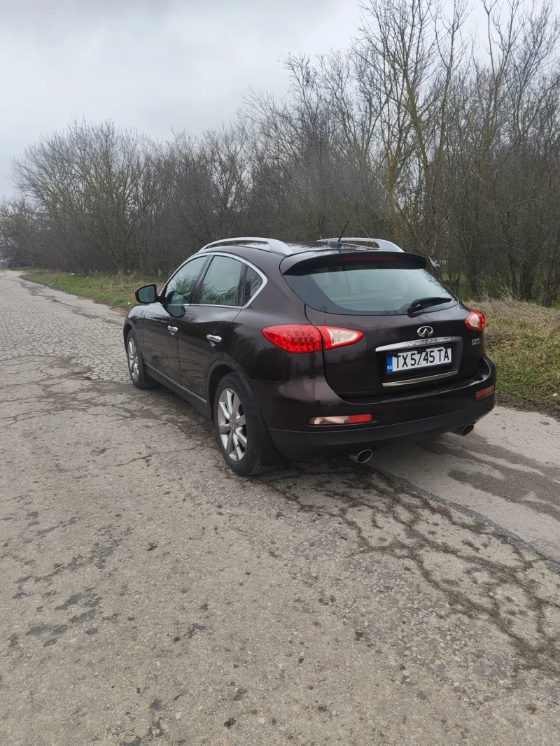 Infiniti Ex35, снимка 4 - Автомобили и джипове - 53400104