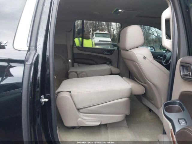 Chevrolet Suburban LTZ - изображение 4