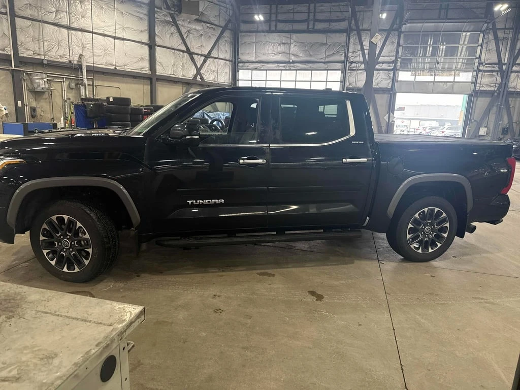 Toyota Tundra * Limited Hybrid * CARFAX * БЕЗ ПЪРВОНАЧАЛНА ВНОСК - изображение 2