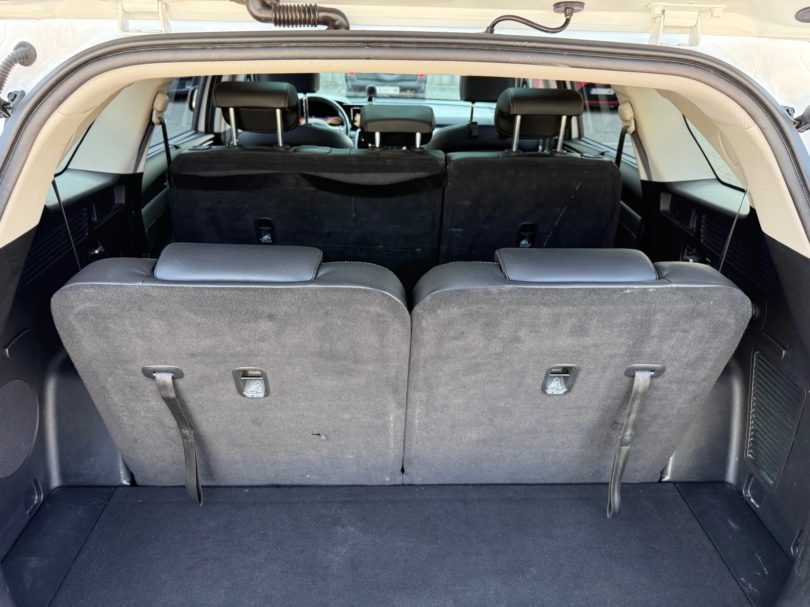 Kia Sorento, снимка 13 - Автомобили и джипове - 53742237