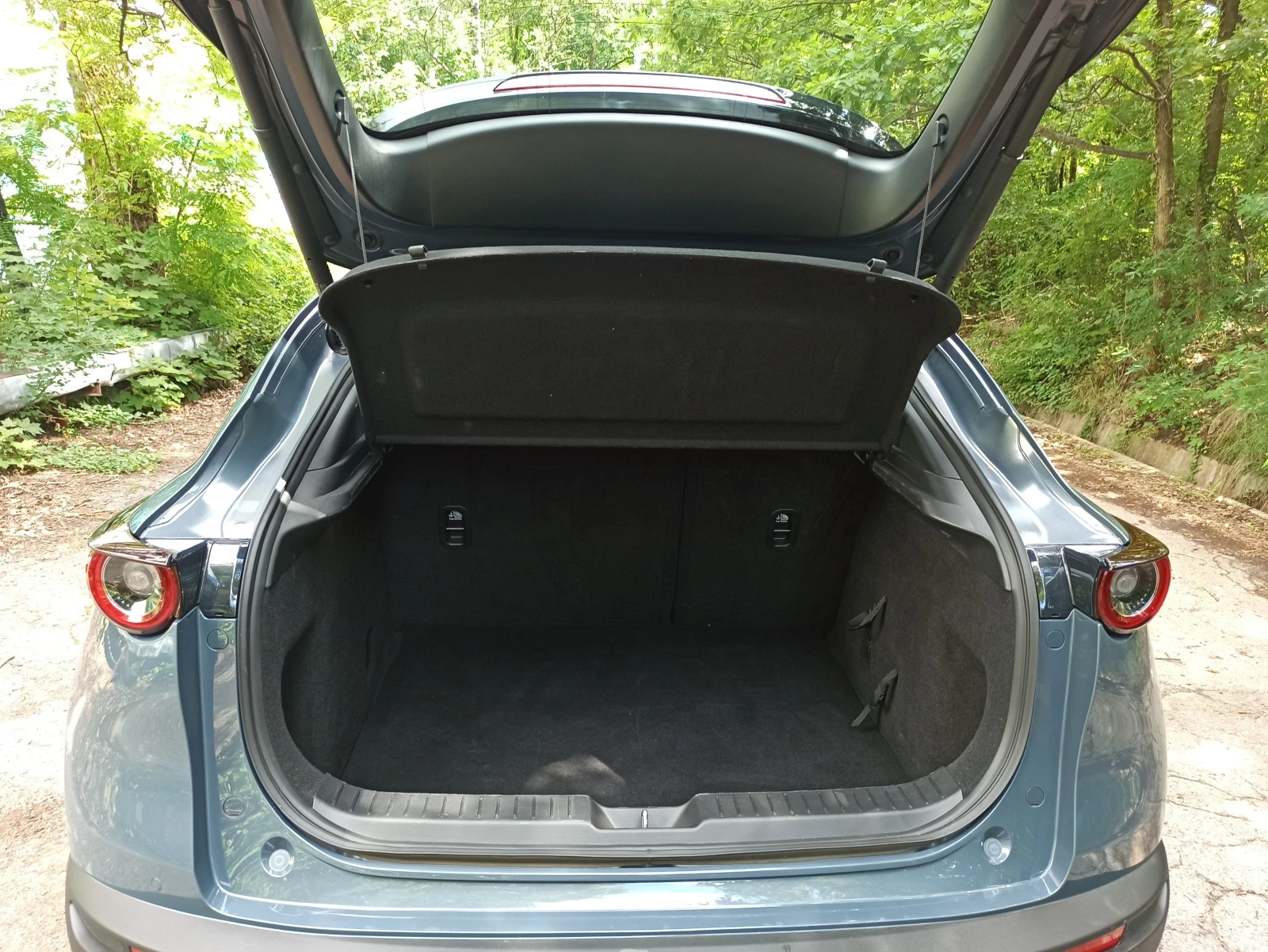 Mazda CX-30 2.0 Skyactive-G, снимка 8 - Автомобили и джипове - 54025668