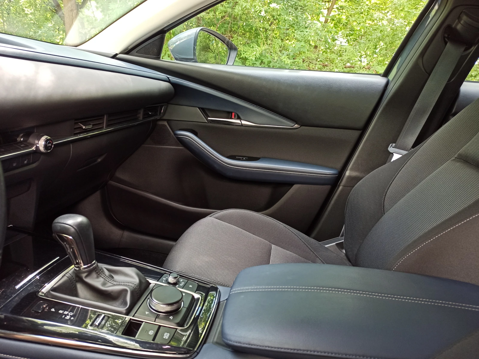 Mazda CX-30 2.0 Skyactive-G, снимка 10 - Автомобили и джипове - 54025668