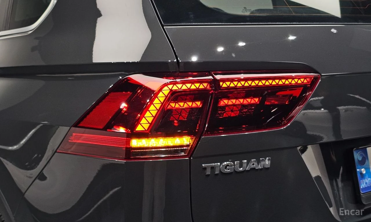 VW Tiguan * КРАЙНА ЦЕНА ДО БЪЛГАРИЯ * АВТОКРЕДИТ, снимка 9 - Автомобили и джипове - 55538686