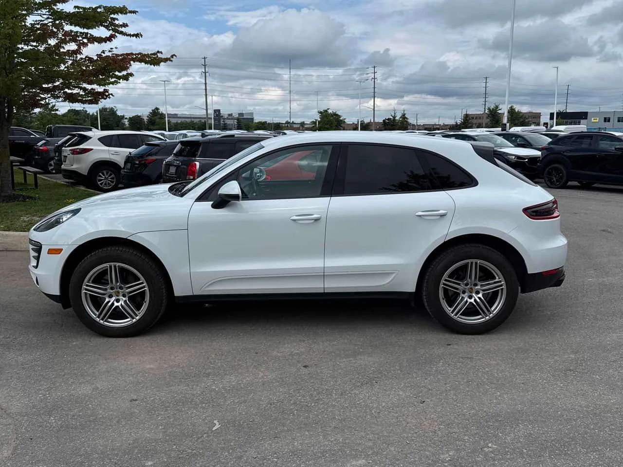 Porsche Macan BOSE* KEYLESS* АВТОКРЕДИТ* , снимка 2 - Автомобили и джипове - 55581015