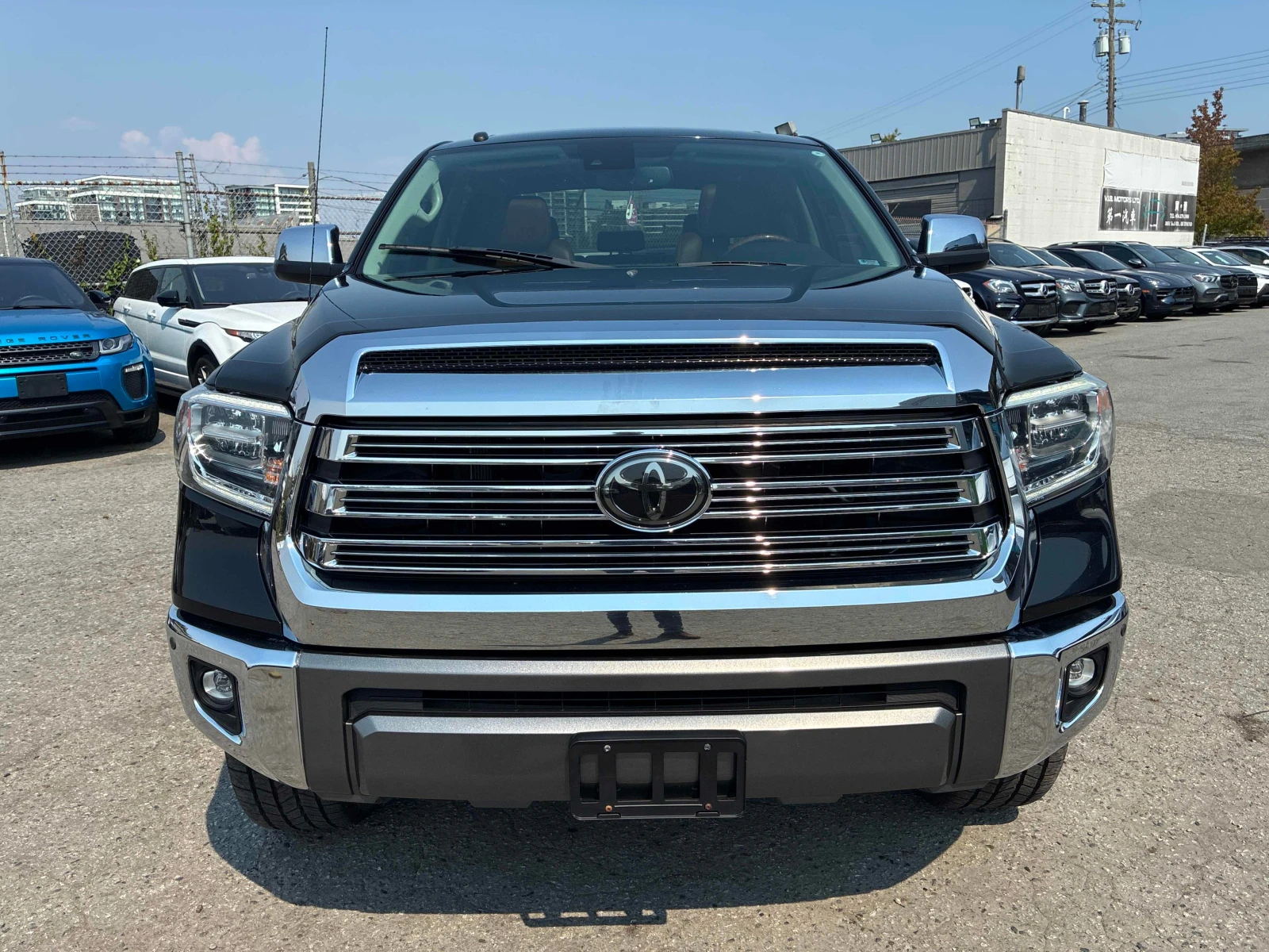 Toyota Tundra 4x4 Crewmax Platinum 5.7L| ОБДУХ| , снимка 6 - Автомобили и джипове - 56068559