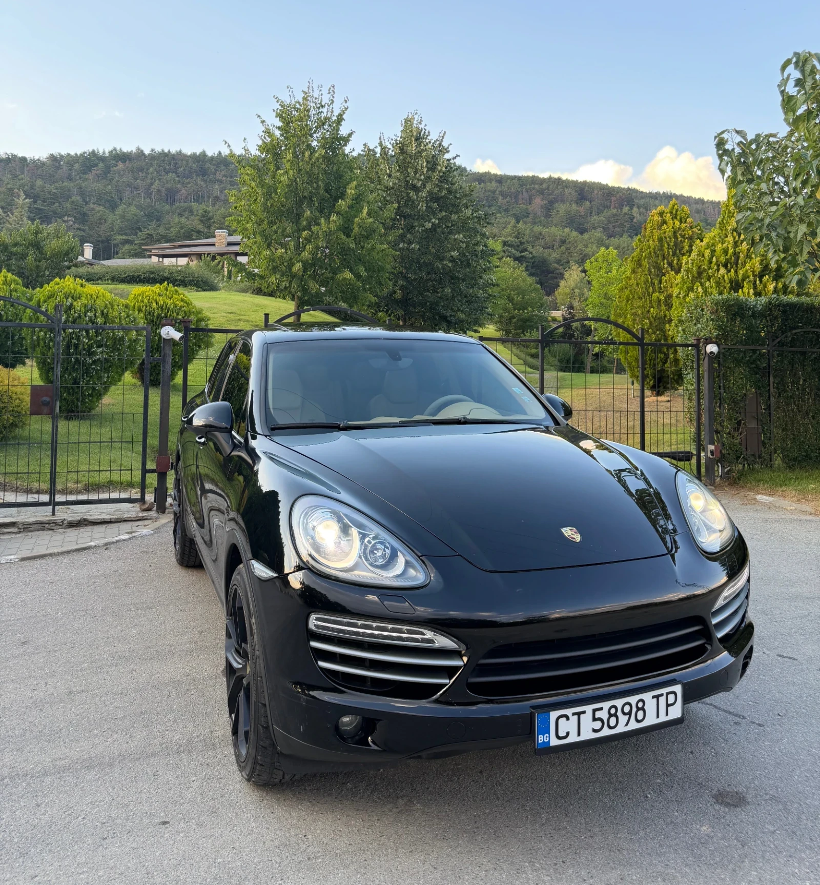 Porsche Cayenne 3.0d/Обслужен , снимка 11 - Автомобили и джипове - 56514832