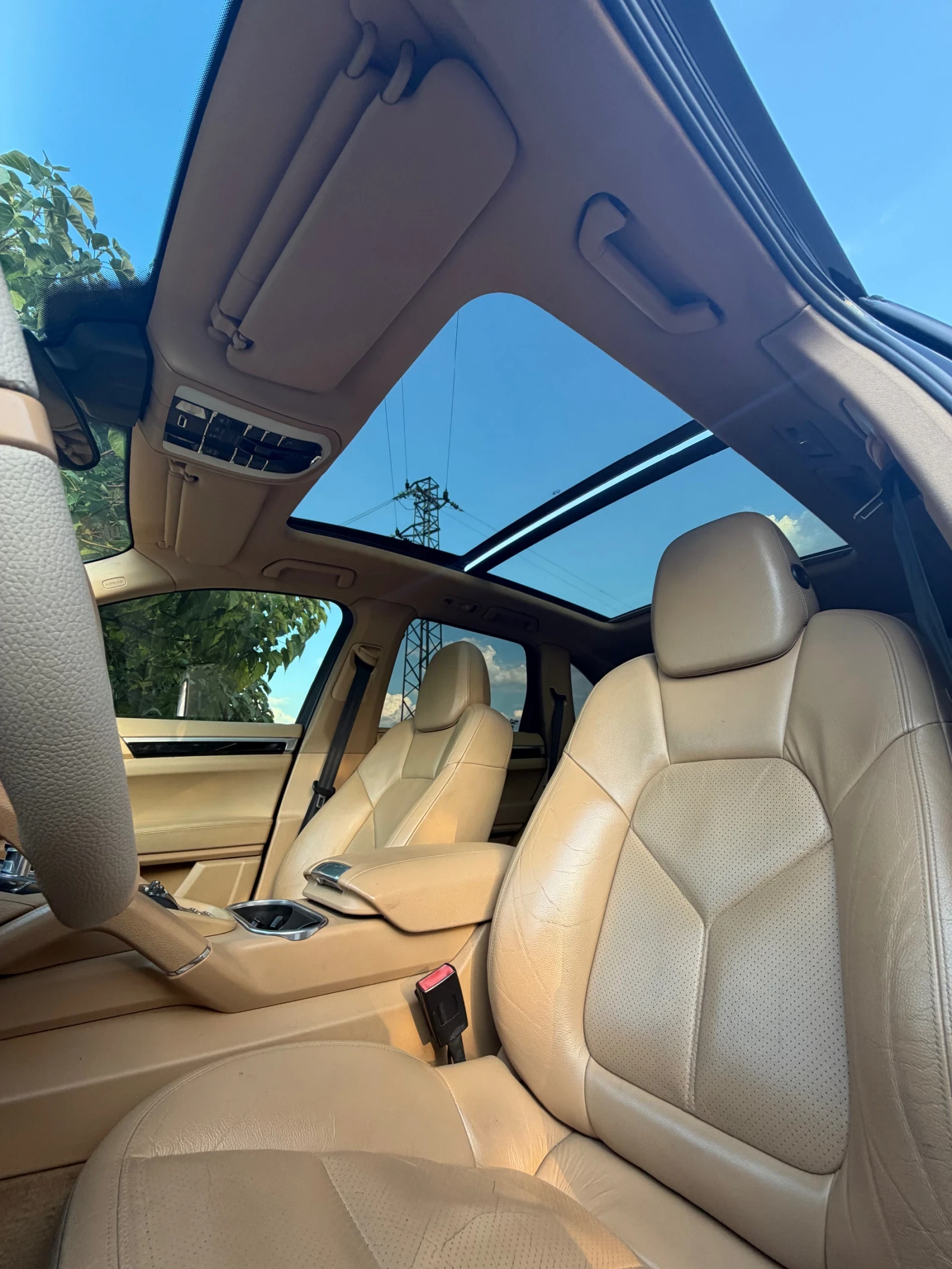 Porsche Cayenne 3.0d/Обслужен , снимка 9 - Автомобили и джипове - 56514832