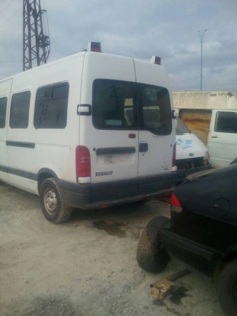 Renault Master 3 броя Мастерс и мовано , снимка 3 - Бусове и автобуси - 23841953