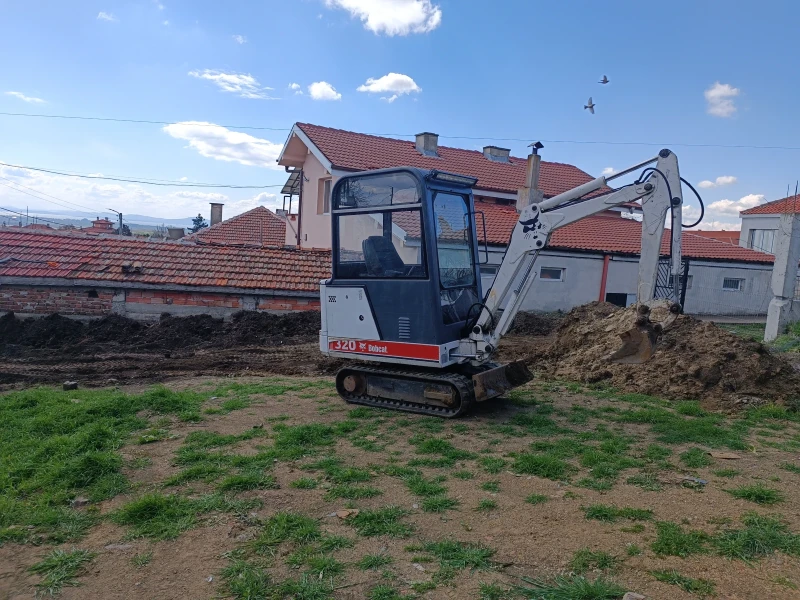 Багер Bobcat 320, снимка 3 - Индустриална техника - 49416284