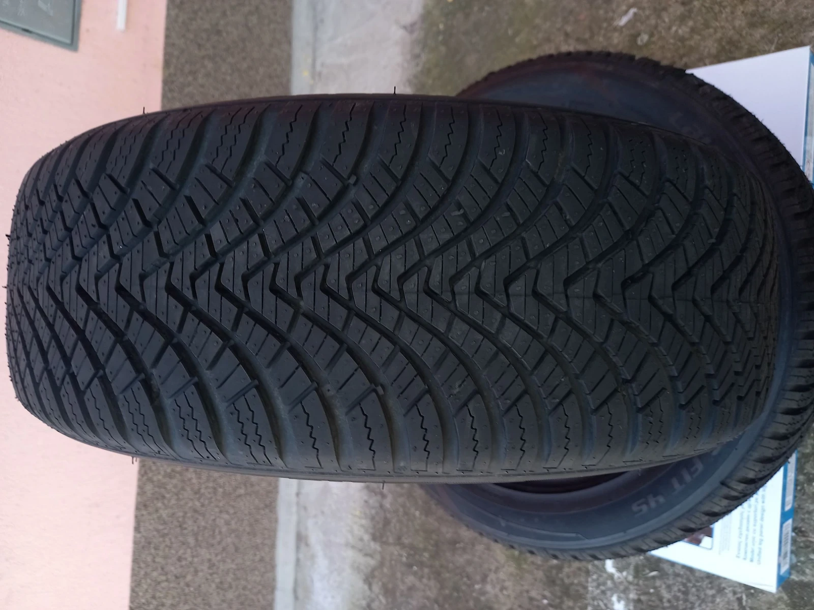 Гуми Всесезонни 195/55R16