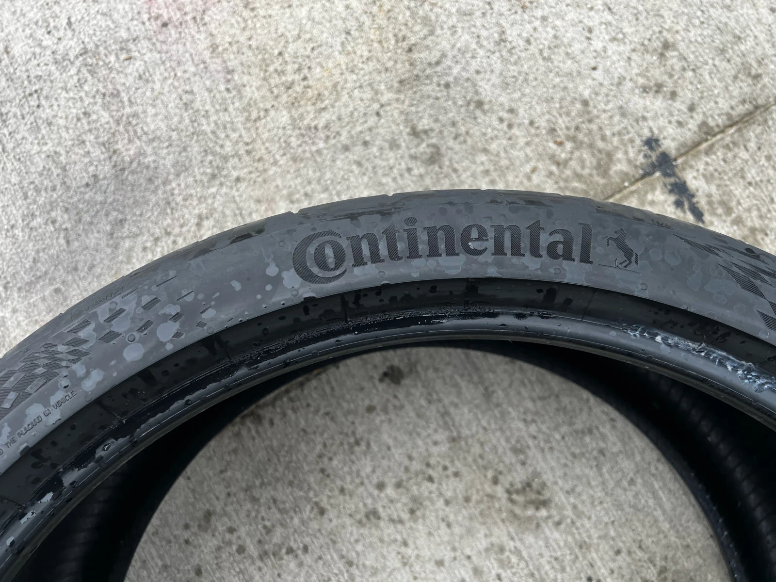 Гуми Летни 335/25R22, снимка 7 - Гуми и джанти - 53997951