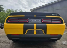 Dodge Challenger SRT Hellcat  CARFAX, снимка 4