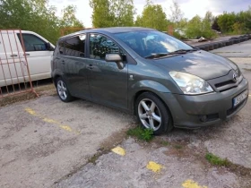 Toyota Corolla verso, снимка 3