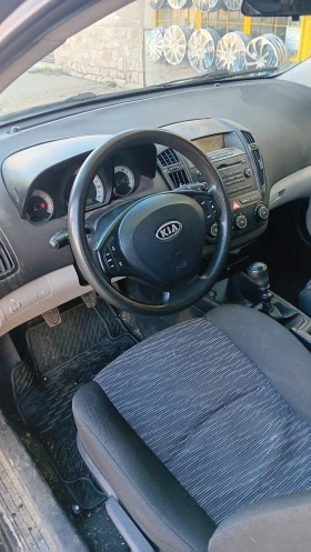 Kia Ceed | Mobile.bg    9