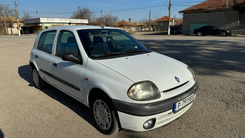 Renault Clio, снимка 3 - Автомобили и джипове - 47148818