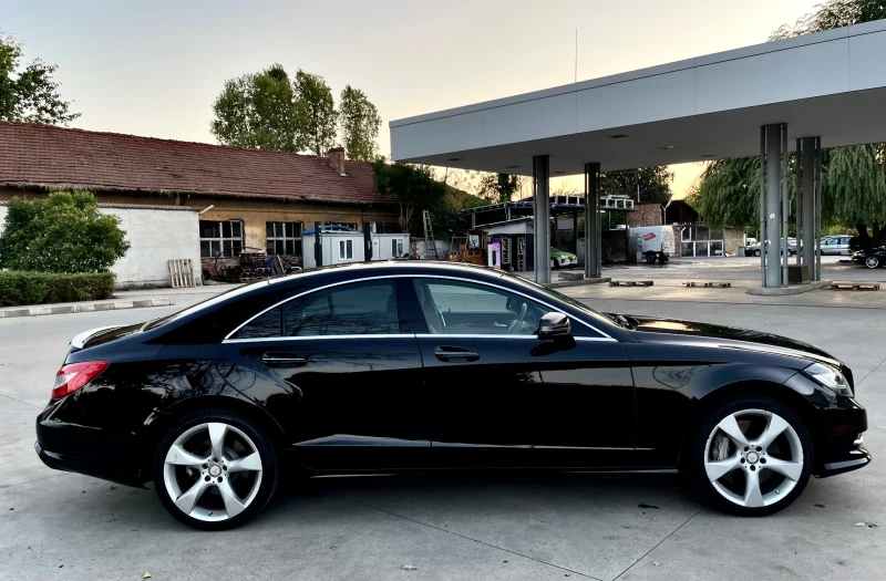 Mercedes-Benz CLS 500 AMG, снимка 8 - Автомобили и джипове - 47308758