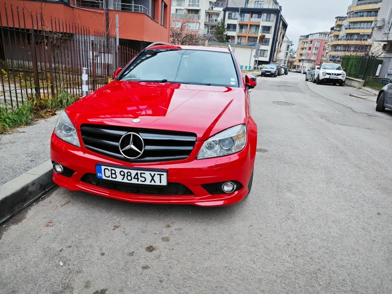 Mercedes-Benz C 320, снимка 2 - Автомобили и джипове - 48327712