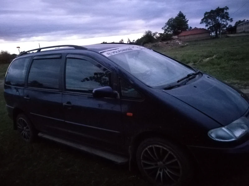 VW Sharan